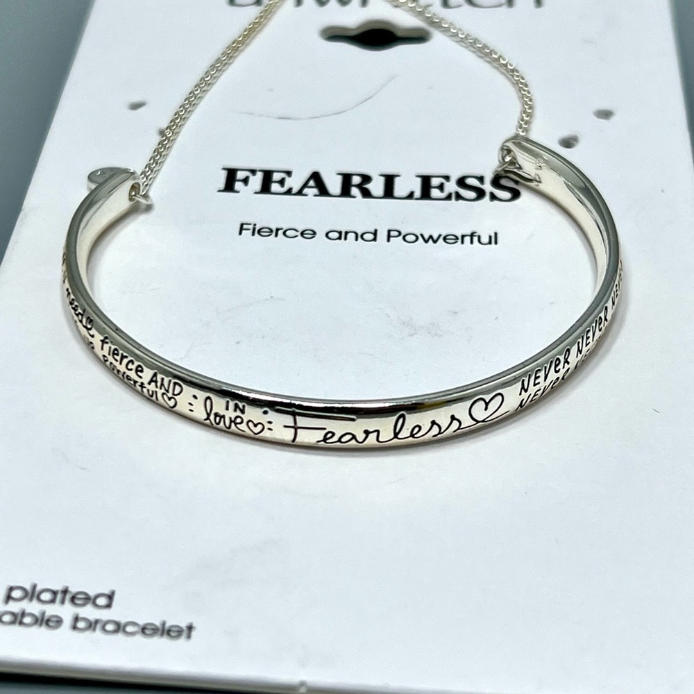 Unwritten “Fearless “ Affirmative Message Bolo Bracelet- Silver Plated - Picture 2 of 5